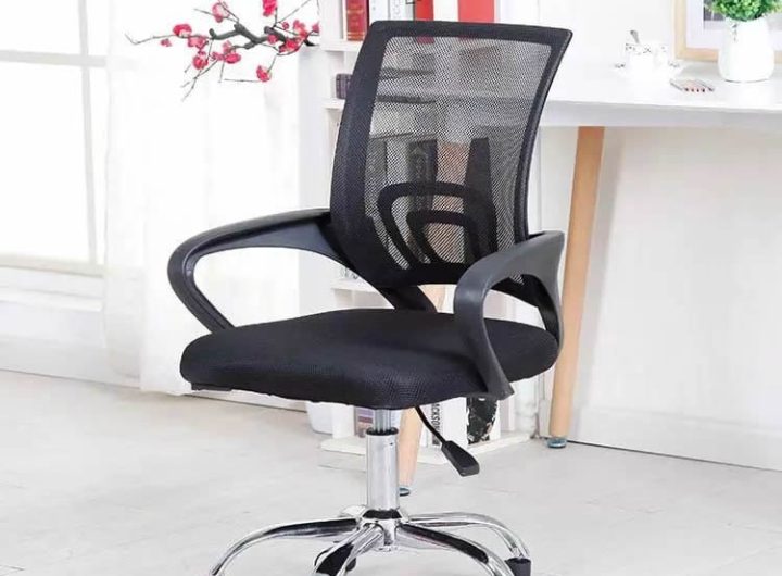 Comfortable ergonomic task chair with mesh back,