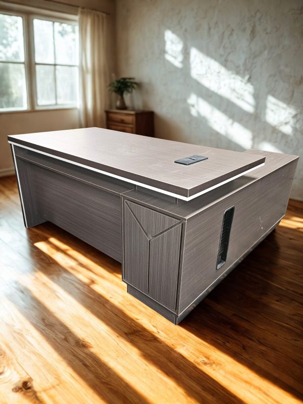 Executive Office Desk On Offer 1800mm